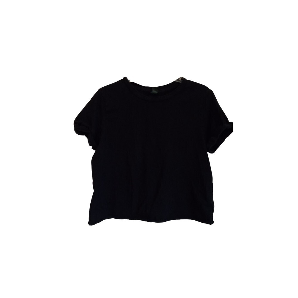 Wild fable Black basic crop style tee‎